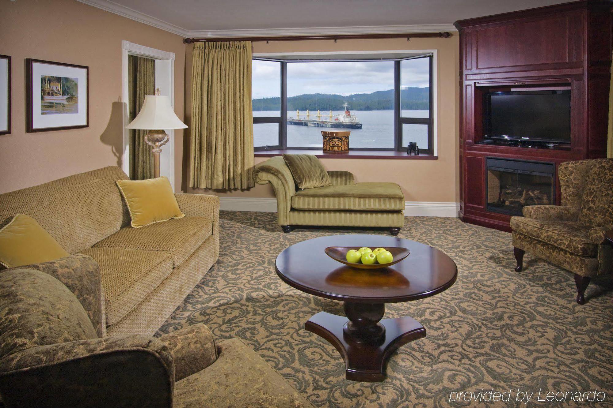Crest Hotel Prince Rupert Buitenkant foto